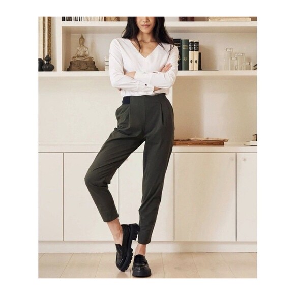 Aday Turn It Up Pants Women’s Medium Olive Green Pull On Stretch Tapered Travel - Picture 2 of 9